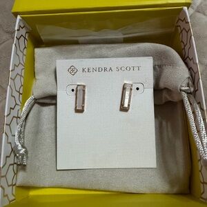 Kendra Scott Lady Bar earrings
